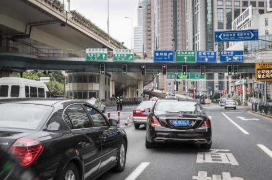 戴姆勒路測各國駕駛環境差異