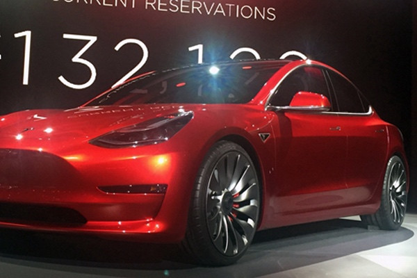 特斯拉Model 3可開始選購