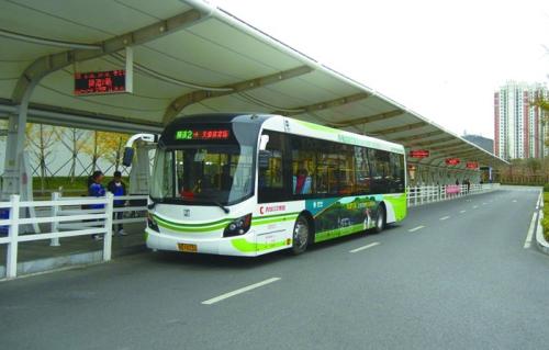 山東102輛新能源純電動公交車投入運營