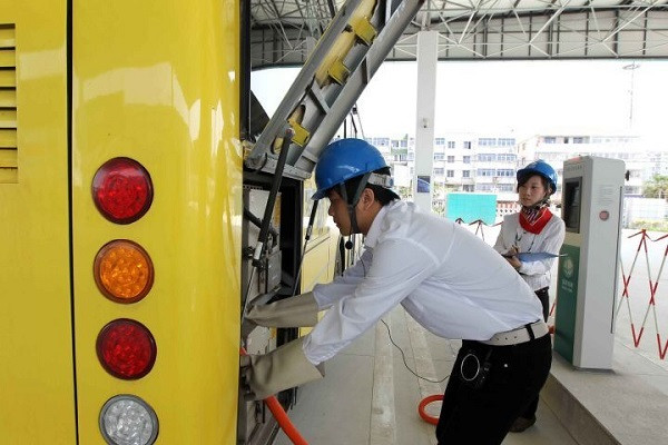  江蘇南通2018年加大推廣新能源汽車和充電樁
