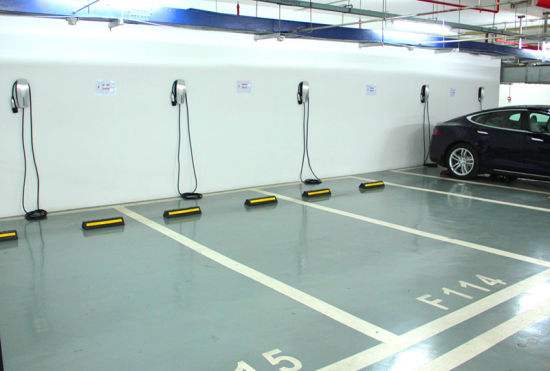 福建閩侯縣72個充電樁“上崗”