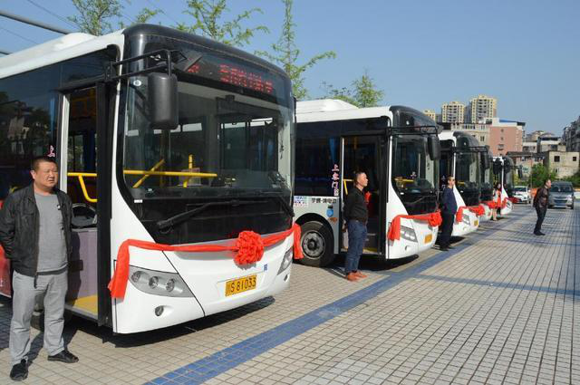 四川渠縣新能源電動公交汽車正式投入營運