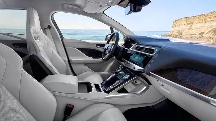 捷豹首款純電動車型I-PACE北京車展亮相