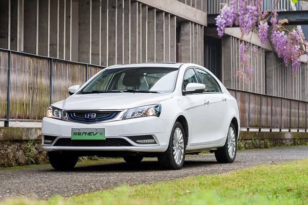 吉利帝豪PHEV新能源汽車怎么樣