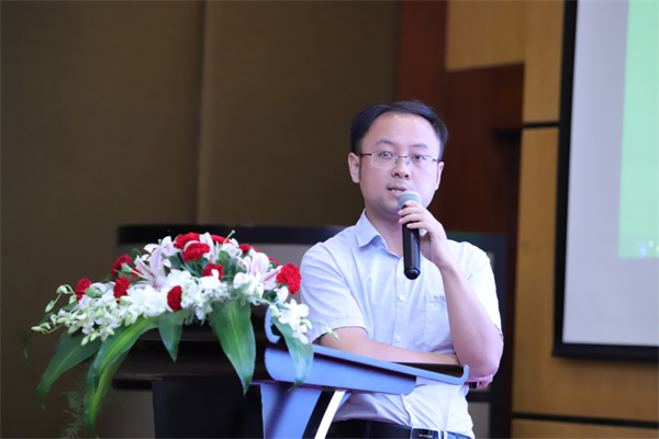 戴一凡：智能網聯汽車發展動態與安全性評價
