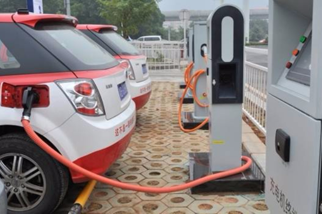 新能源汽車充電樁超400萬的缺口如何補齊？